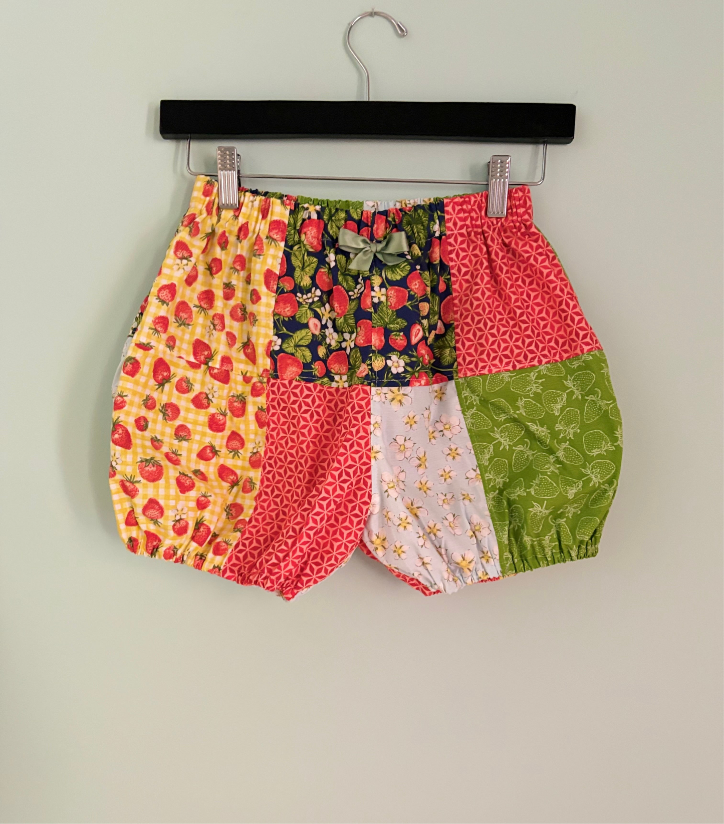 Bloom Shorties small